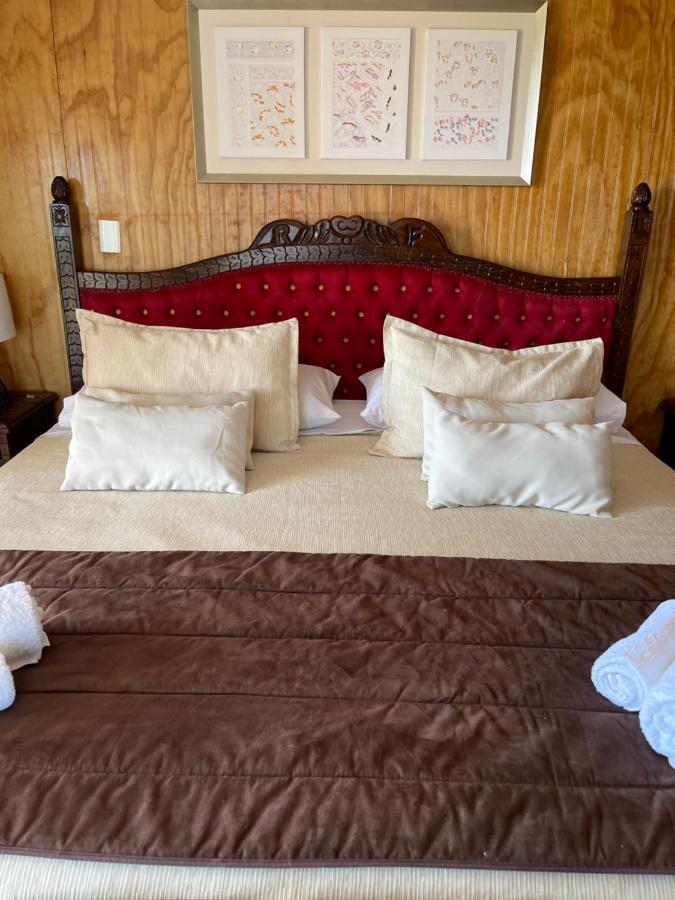 Teanehi Bed & Breakfast Hanga Roa Exteriör bild