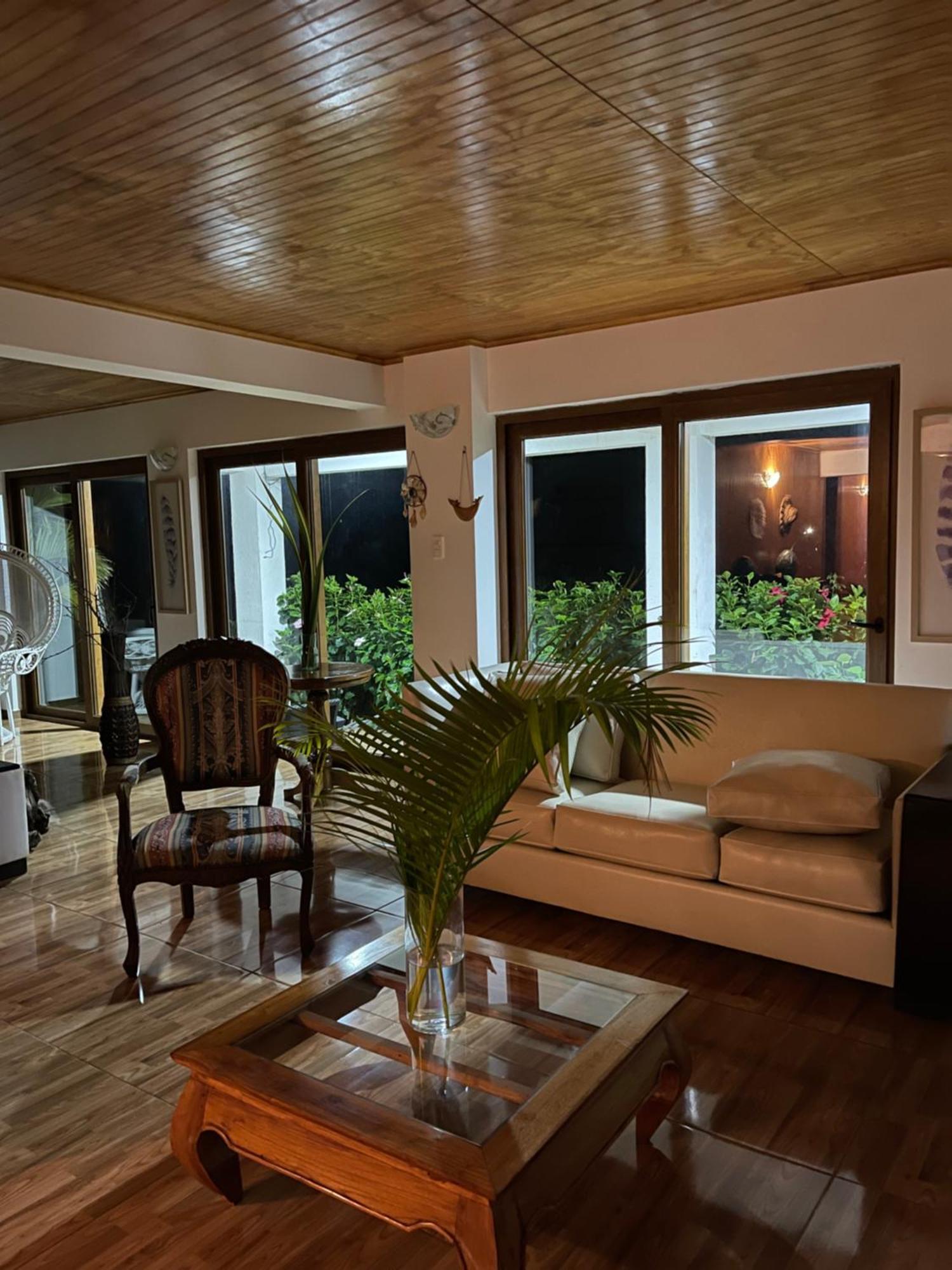 Teanehi Bed & Breakfast Hanga Roa Exteriör bild